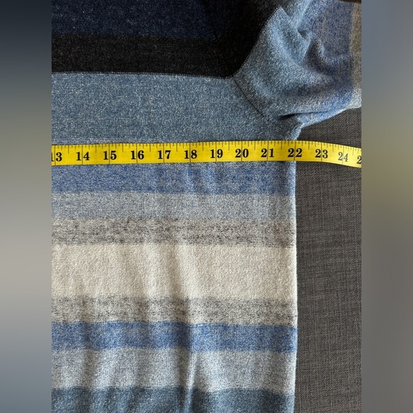 GAP | Color Block Cotton Sweater | Blue Striped Crewneck Pullover - Picture 7 of 9